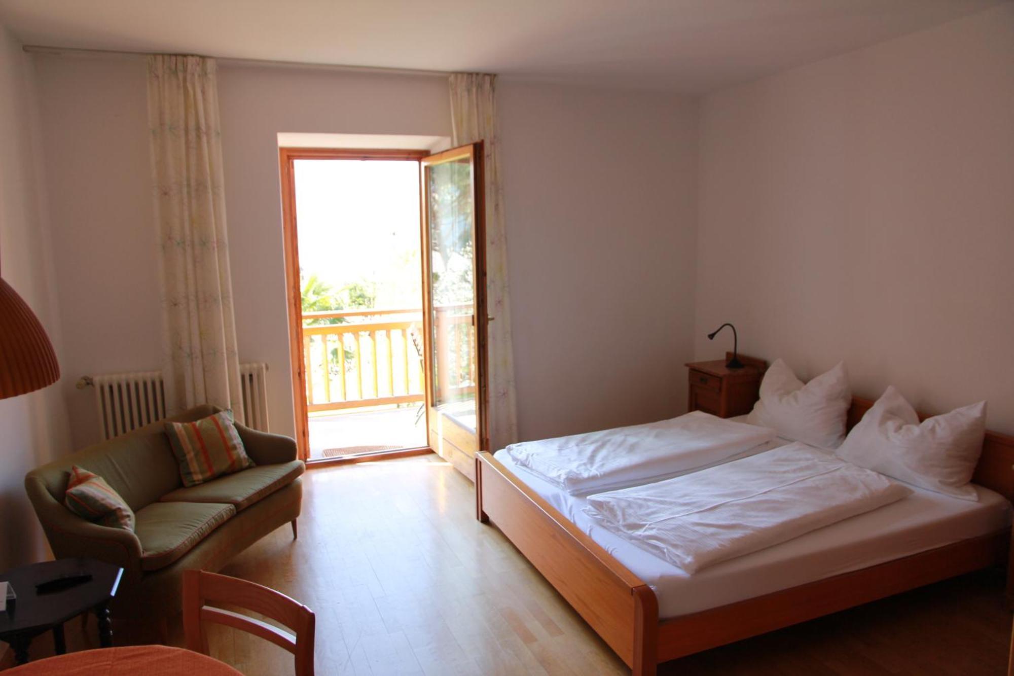 Appartements Lena Meran Exterior foto